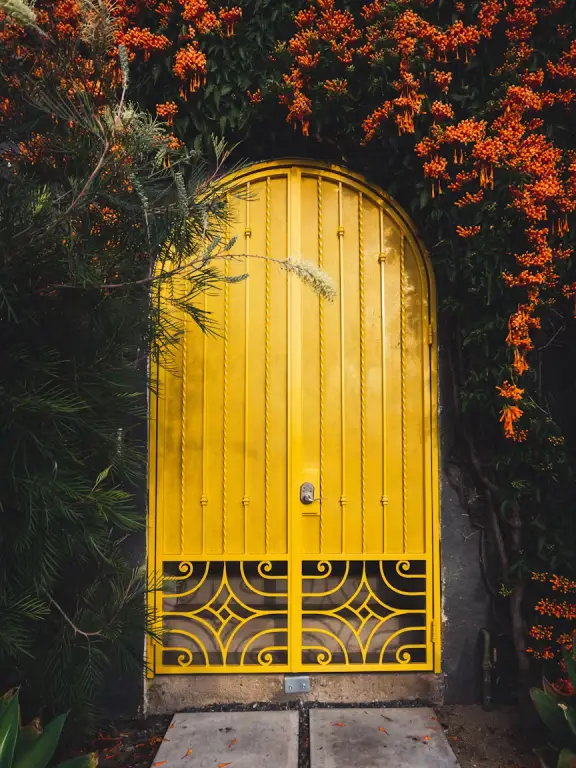 yellow-door